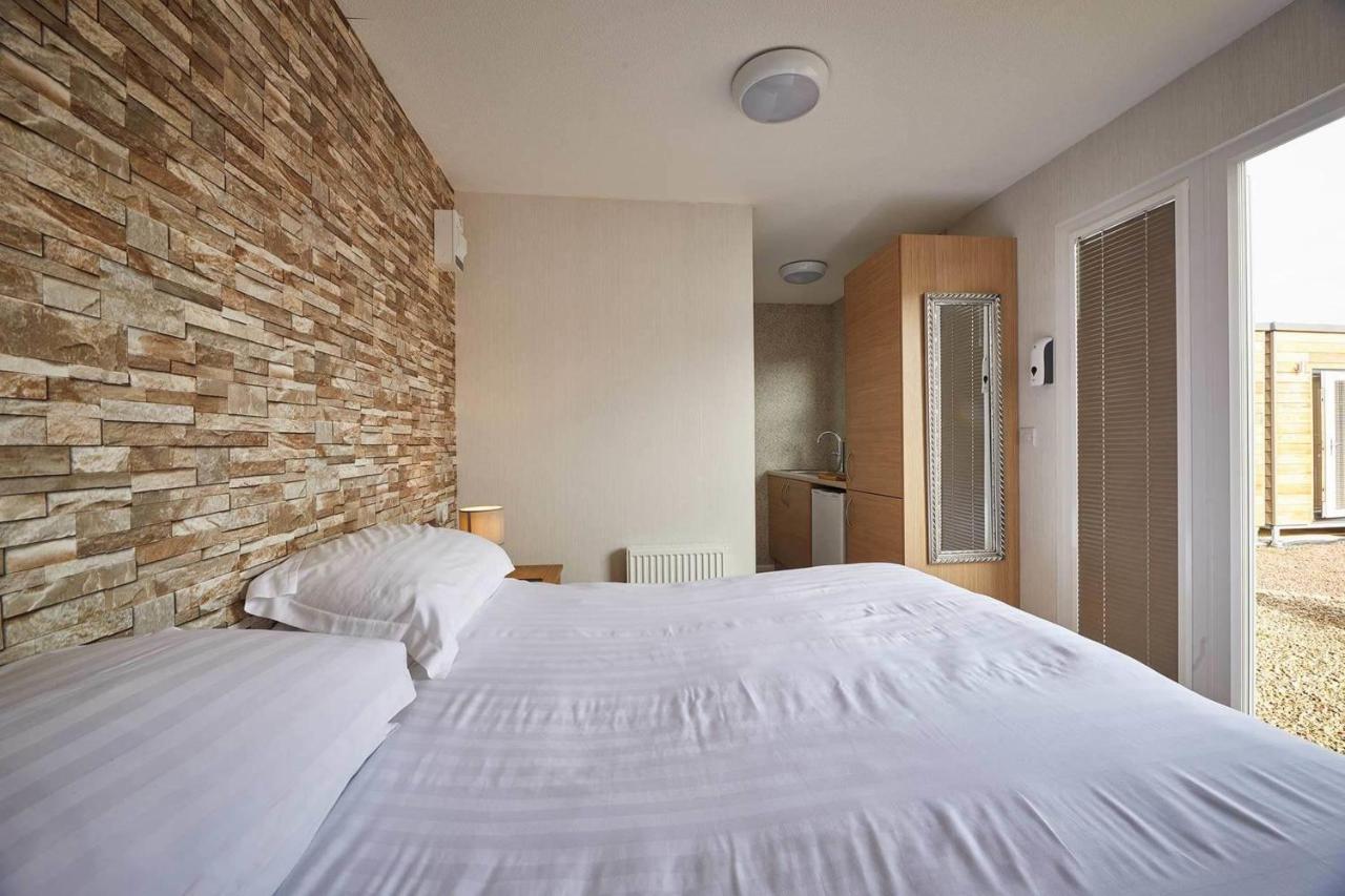Goldenhill Retreats Hotel Bamburgh Exterior photo